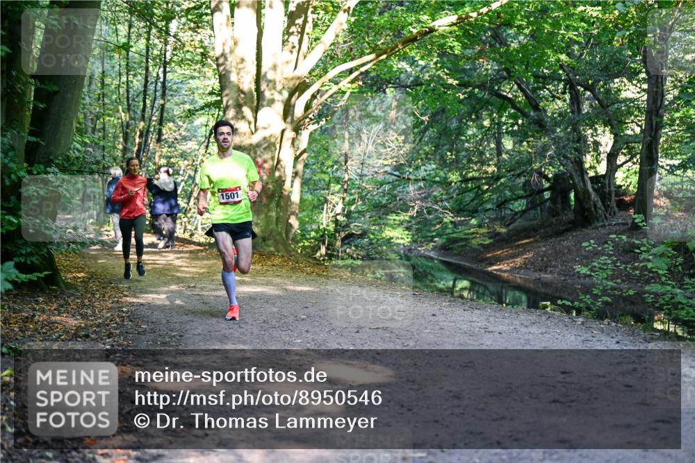 28.09.2025 - 33. Volkslauf durch das schöne Alstertal Dr. Thomas Lammeyer http://msf.ph/oto/8950546 28.09.2025 10:12:30 Laufen 1501 meine-sportfotos.de