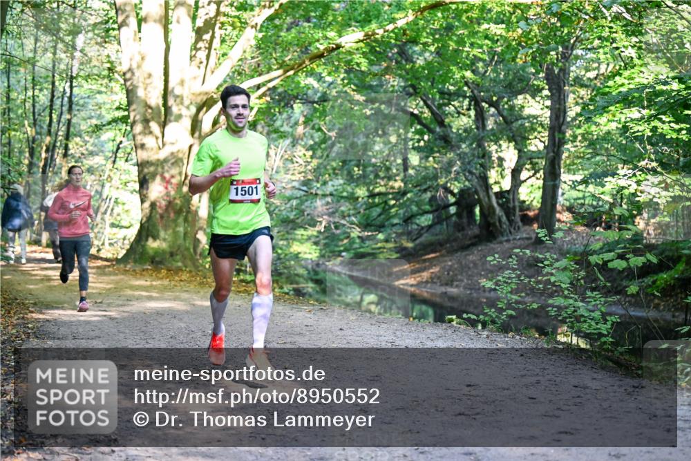 28.09.2025 - 33. Volkslauf durch das schöne Alstertal Dr. Thomas Lammeyer http://msf.ph/oto/8950552 28.09.2025 10:12:30 Laufen 1501 meine-sportfotos.de