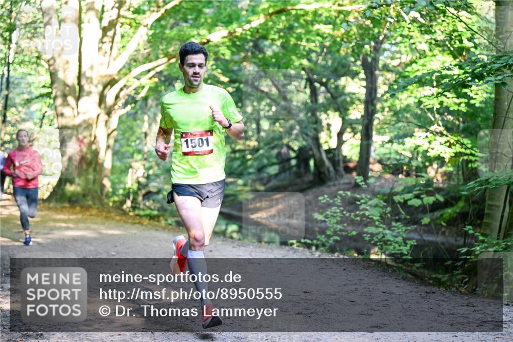 28.09.2025 - 33. Volkslauf durch das schöne Alstertal Dr. Thomas Lammeyer http://msf.ph/oto/8950555 28.09.2025 10:12:31 Laufen 1501 meine-sportfotos.de