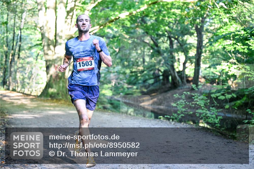 28.09.2025 - 33. Volkslauf durch das schöne Alstertal Dr. Thomas Lammeyer http://msf.ph/oto/8950582 28.09.2025 10:12:47 Laufen 1503 meine-sportfotos.de