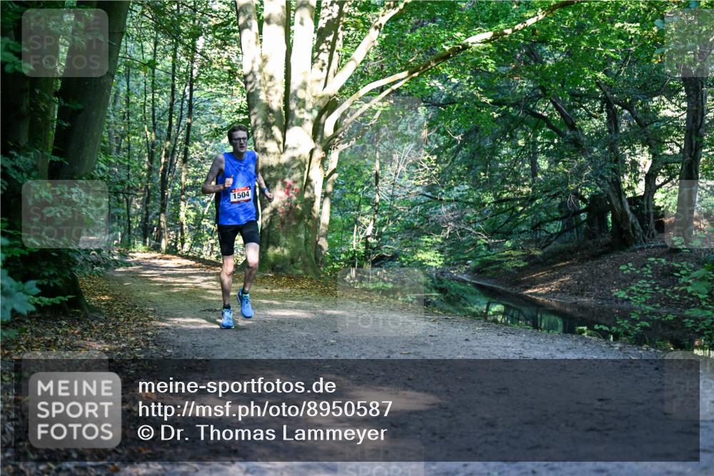 28.09.2025 - 33. Volkslauf durch das schöne Alstertal Dr. Thomas Lammeyer http://msf.ph/oto/8950587 28.09.2025 10:12:54 Laufen 1504 meine-sportfotos.de