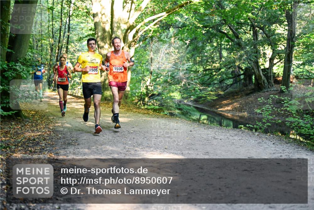 28.09.2025 - 33. Volkslauf durch das schöne Alstertal Dr. Thomas Lammeyer http://msf.ph/oto/8950607 28.09.2025 10:13:47 Laufen 1510, 1002, 1505, 1506 meine-sportfotos.de