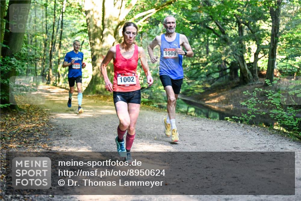 28.09.2025 - 33. Volkslauf durch das schöne Alstertal Dr. Thomas Lammeyer http://msf.ph/oto/8950624 28.09.2025 10:13:49 Laufen 1510, 1002, 1509 meine-sportfotos.de