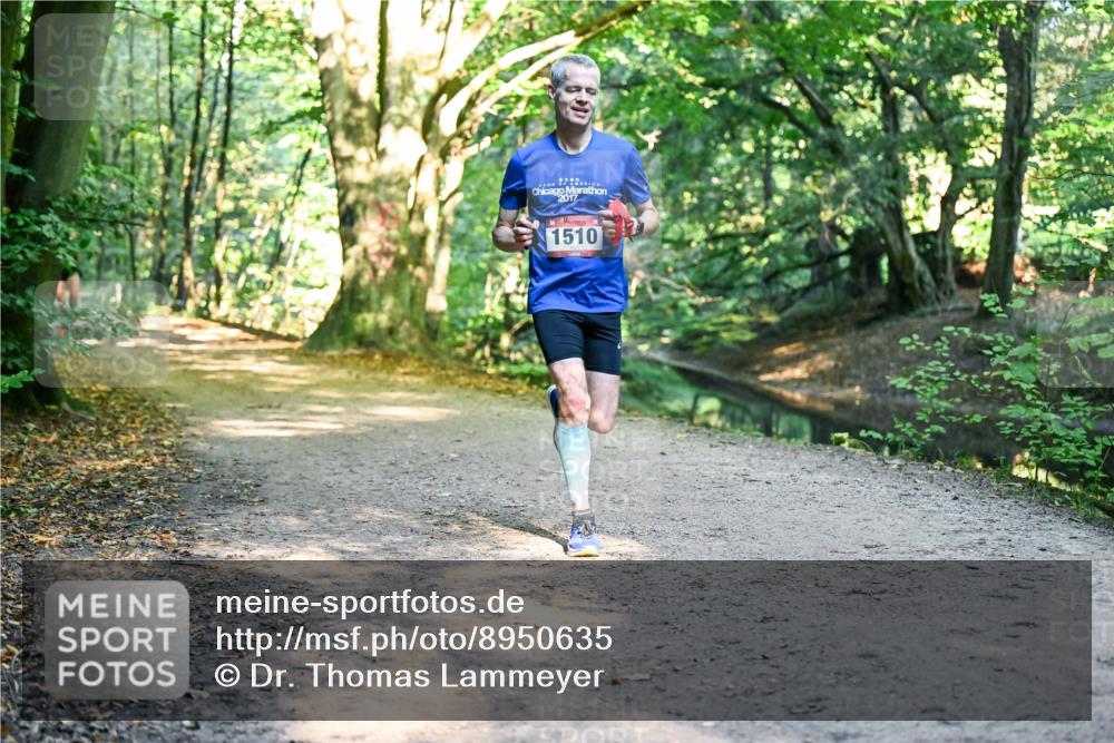 28.09.2025 - 33. Volkslauf durch das schöne Alstertal Dr. Thomas Lammeyer http://msf.ph/oto/8950635 28.09.2025 10:13:51 Laufen 2017, 1510 meine-sportfotos.de