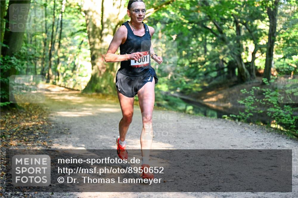 28.09.2025 - 33. Volkslauf durch das schöne Alstertal Dr. Thomas Lammeyer http://msf.ph/oto/8950652 28.09.2025 10:13:57 Laufen 001 meine-sportfotos.de