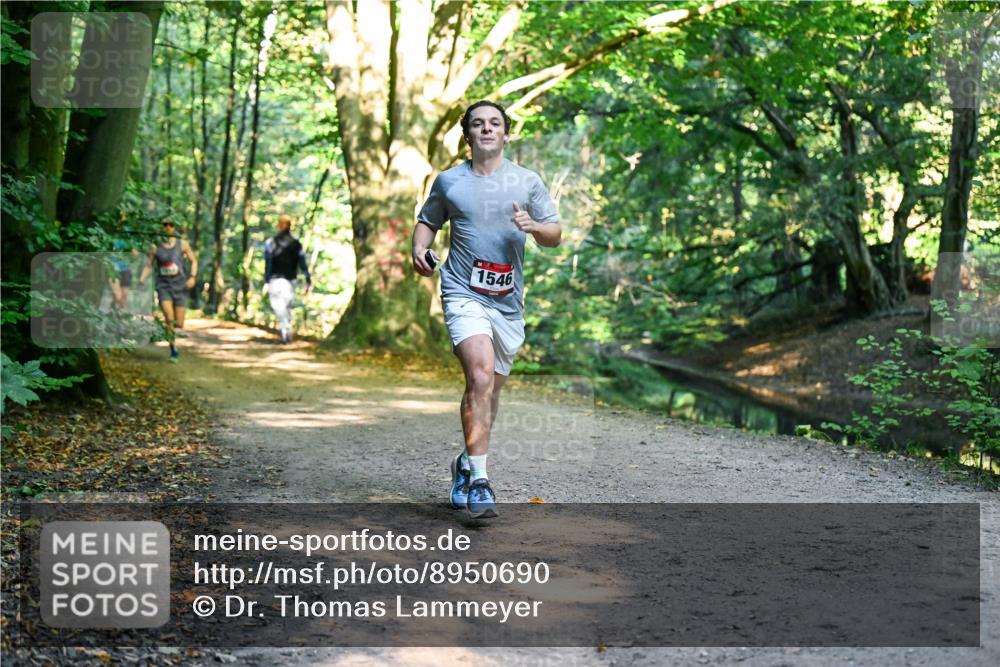 28.09.2025 - 33. Volkslauf durch das schöne Alstertal Dr. Thomas Lammeyer http://msf.ph/oto/8950690 28.09.2025 10:14:22 Laufen 1546 meine-sportfotos.de