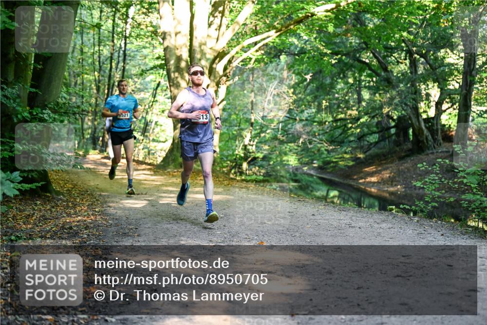 28.09.2025 - 33. Volkslauf durch das schöne Alstertal Dr. Thomas Lammeyer http://msf.ph/oto/8950705 28.09.2025 10:14:25 Laufen 1521, 13 meine-sportfotos.de