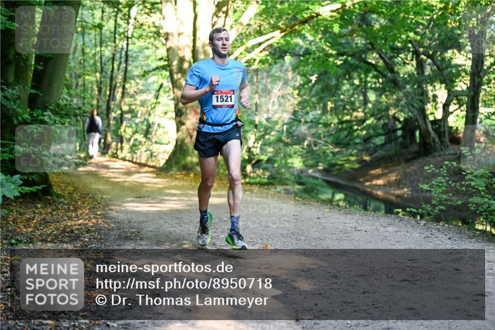 28.09.2025 - 33. Volkslauf durch das schöne Alstertal Dr. Thomas Lammeyer http://msf.ph/oto/8950718 28.09.2025 10:14:27 Laufen 1521 meine-sportfotos.de