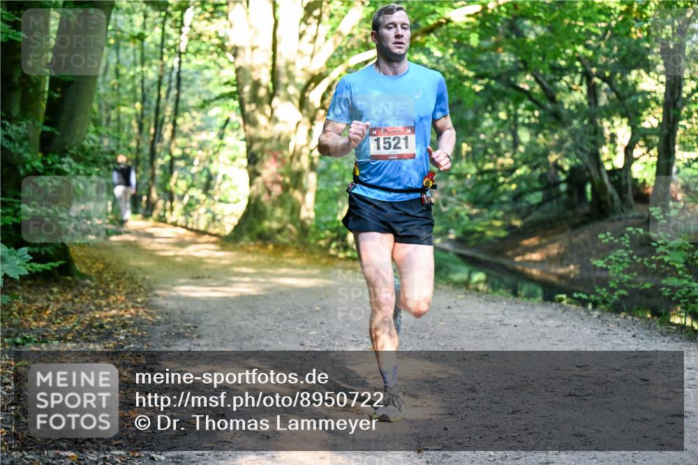 28.09.2025 - 33. Volkslauf durch das schöne Alstertal Dr. Thomas Lammeyer http://msf.ph/oto/8950722 28.09.2025 10:14:28 Laufen 1521 meine-sportfotos.de
