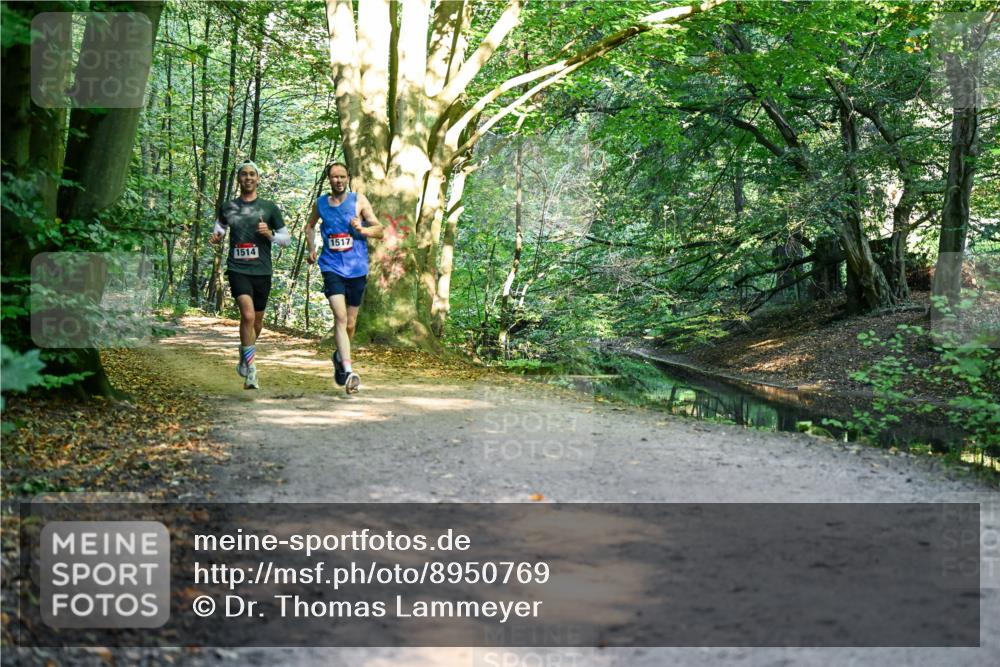 28.09.2025 - 33. Volkslauf durch das schöne Alstertal Dr. Thomas Lammeyer http://msf.ph/oto/8950769 28.09.2025 10:14:53 Laufen 1517, 1514 meine-sportfotos.de