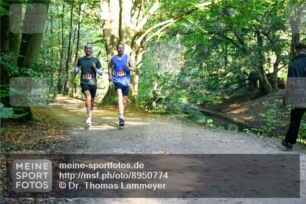 28.09.2025 - 33. Volkslauf durch das schöne Alstertal Dr. Thomas Lammeyer http://msf.ph/oto/8950774 28.09.2025 10:14:54 Laufen 1514, 1517 meine-sportfotos.de