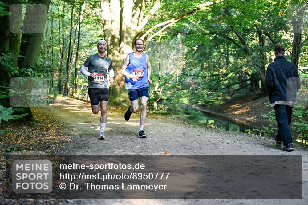 28.09.2025 - 33. Volkslauf durch das schöne Alstertal Dr. Thomas Lammeyer http://msf.ph/oto/8950777 28.09.2025 10:14:54 Laufen 1514, 1517 meine-sportfotos.de