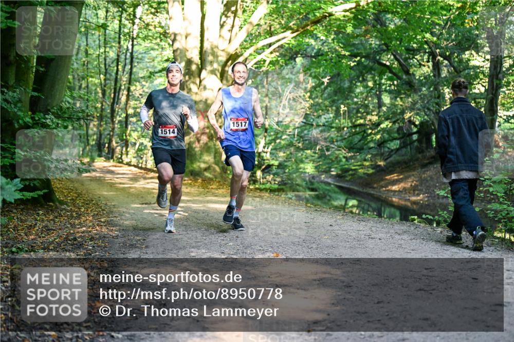 28.09.2025 - 33. Volkslauf durch das schöne Alstertal Dr. Thomas Lammeyer http://msf.ph/oto/8950778 28.09.2025 10:14:54 Laufen 1517, 1514 meine-sportfotos.de