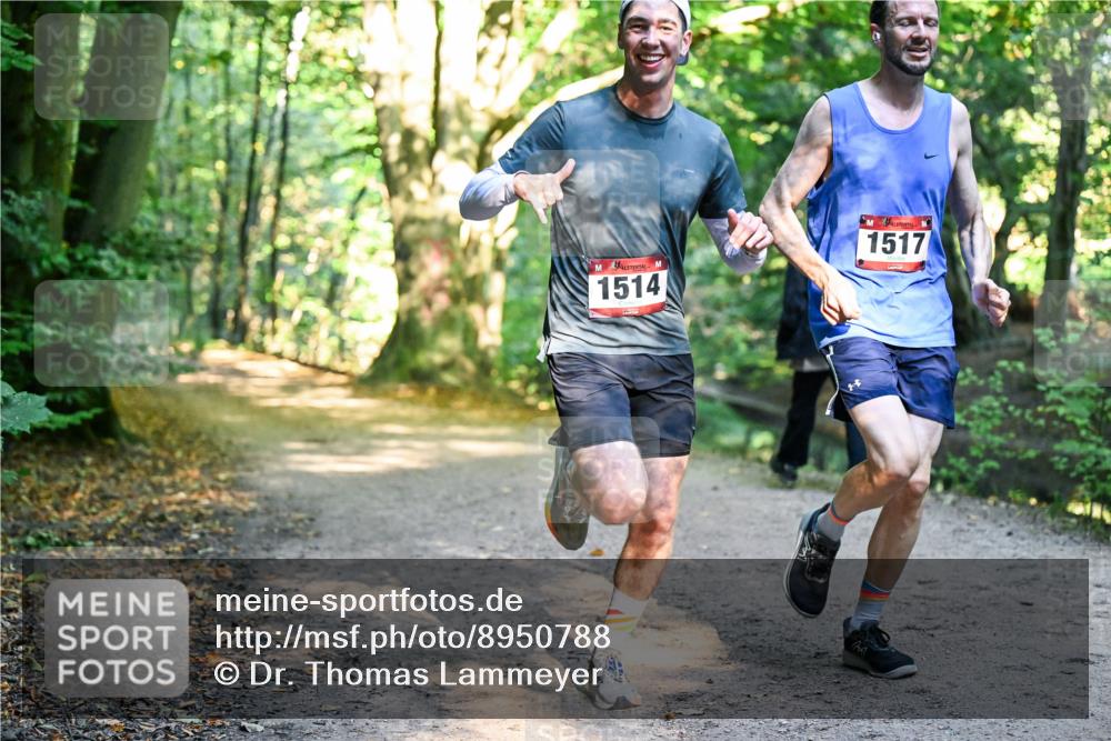 28.09.2025 - 33. Volkslauf durch das schöne Alstertal Dr. Thomas Lammeyer http://msf.ph/oto/8950788 28.09.2025 10:14:56 Laufen 1514, 1517 meine-sportfotos.de