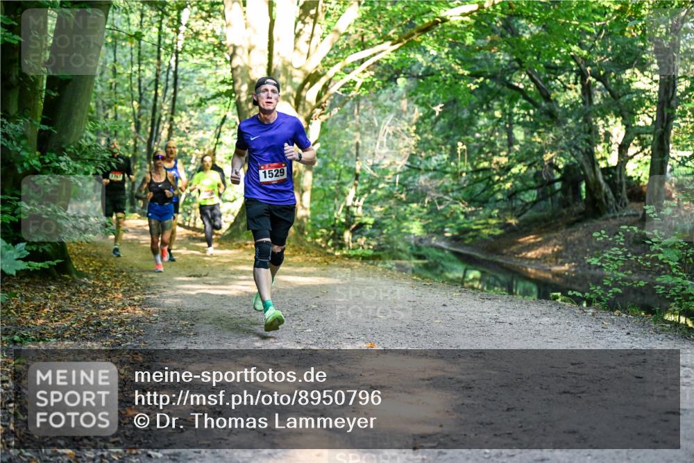 28.09.2025 - 33. Volkslauf durch das schöne Alstertal Dr. Thomas Lammeyer http://msf.ph/oto/8950796 28.09.2025 10:15:05 Laufen 1747, 1529 meine-sportfotos.de