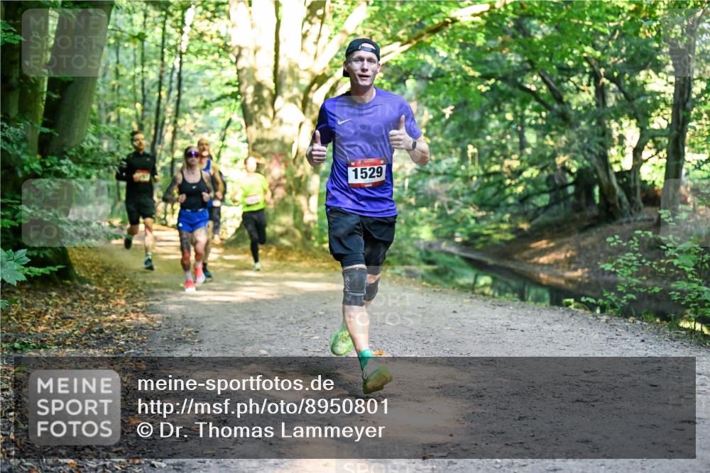 28.09.2025 - 33. Volkslauf durch das schöne Alstertal Dr. Thomas Lammeyer http://msf.ph/oto/8950801 28.09.2025 10:15:05 Laufen 1529 meine-sportfotos.de