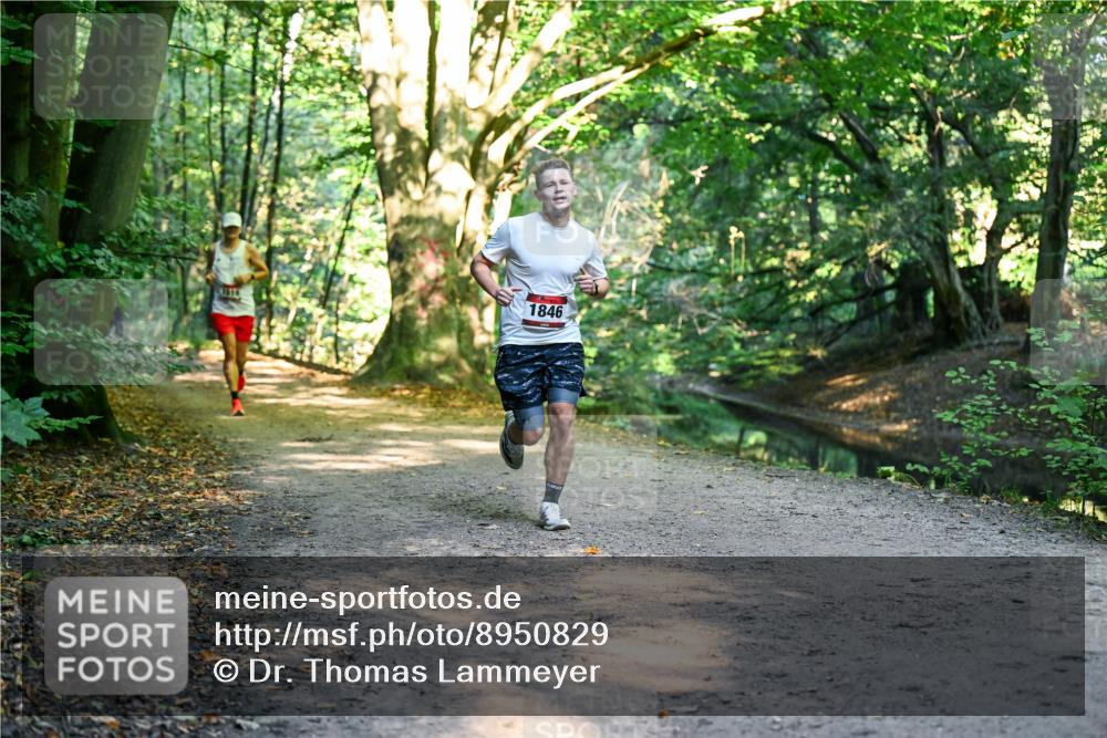 28.09.2025 - 33. Volkslauf durch das schöne Alstertal Dr. Thomas Lammeyer http://msf.ph/oto/8950829 28.09.2025 10:15:16 Laufen 1510, 1846 meine-sportfotos.de
