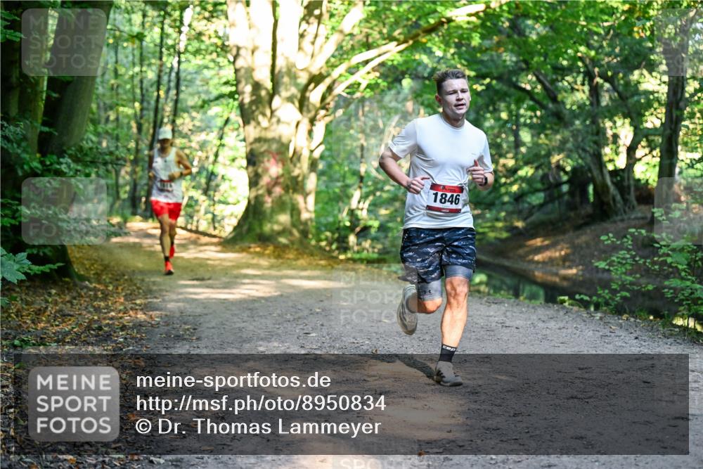 28.09.2025 - 33. Volkslauf durch das schöne Alstertal Dr. Thomas Lammeyer http://msf.ph/oto/8950834 28.09.2025 10:15:17 Laufen 1846 meine-sportfotos.de