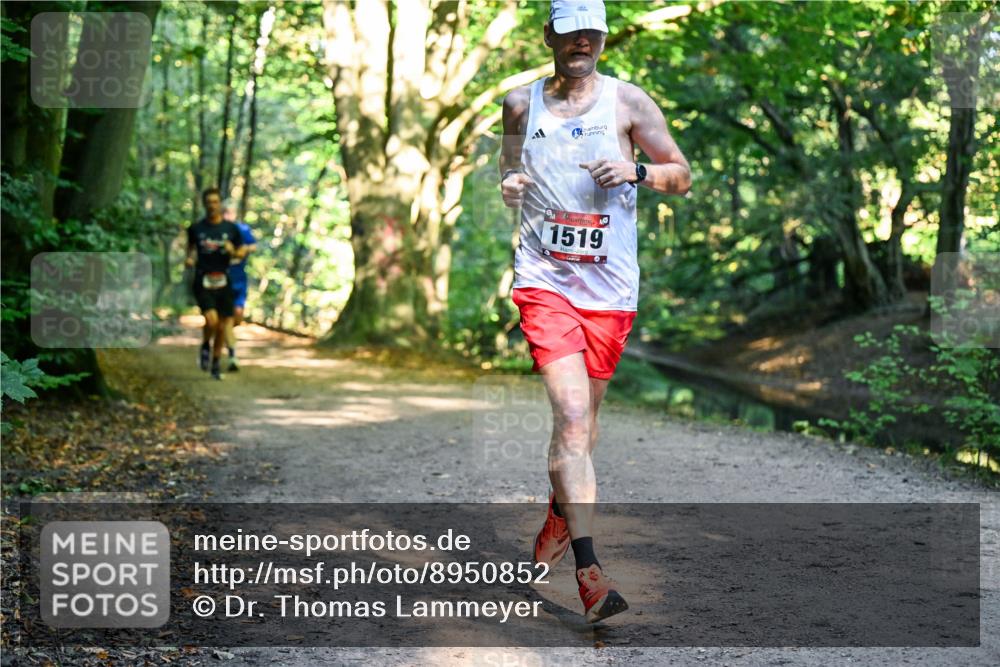 28.09.2025 - 33. Volkslauf durch das schöne Alstertal Dr. Thomas Lammeyer http://msf.ph/oto/8950852 28.09.2025 10:15:20 Laufen 1519 meine-sportfotos.de