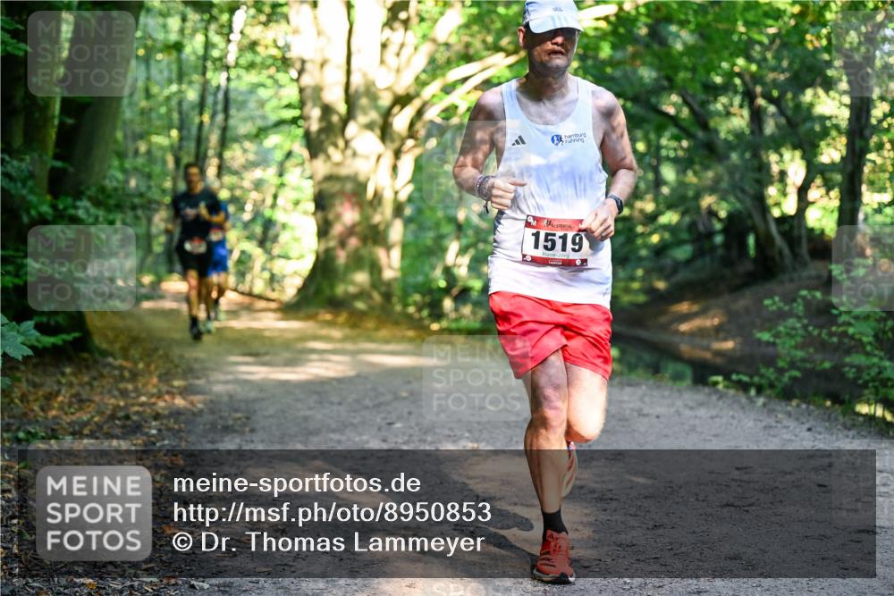 28.09.2025 - 33. Volkslauf durch das schöne Alstertal Dr. Thomas Lammeyer http://msf.ph/oto/8950853 28.09.2025 10:15:20 Laufen 1519, 9 meine-sportfotos.de