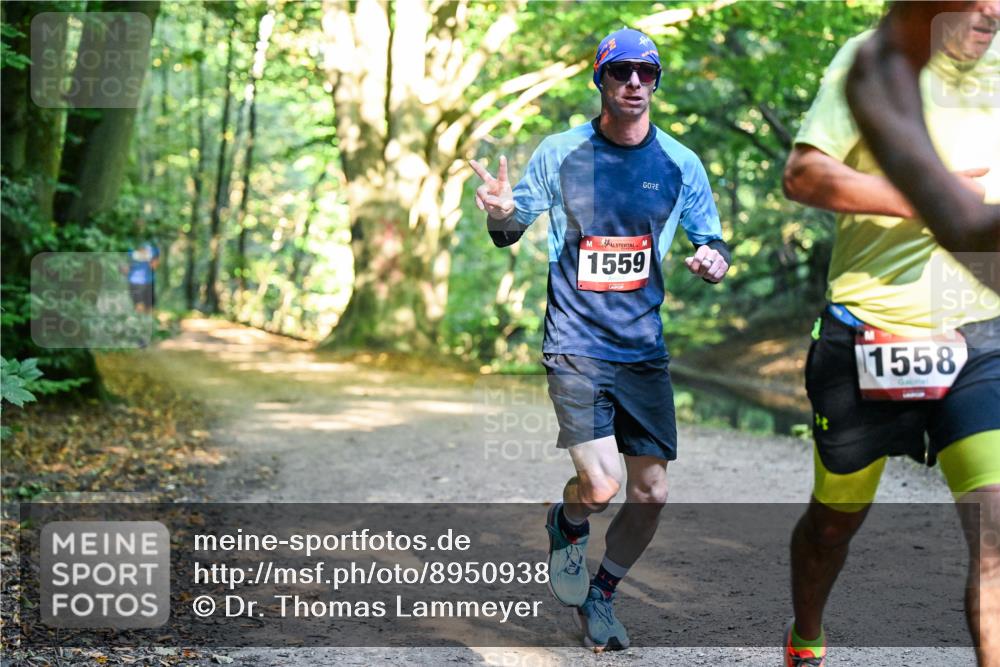 28.09.2025 - 33. Volkslauf durch das schöne Alstertal Dr. Thomas Lammeyer http://msf.ph/oto/8950938 28.09.2025 10:15:45 Laufen 1559, 1558 meine-sportfotos.de