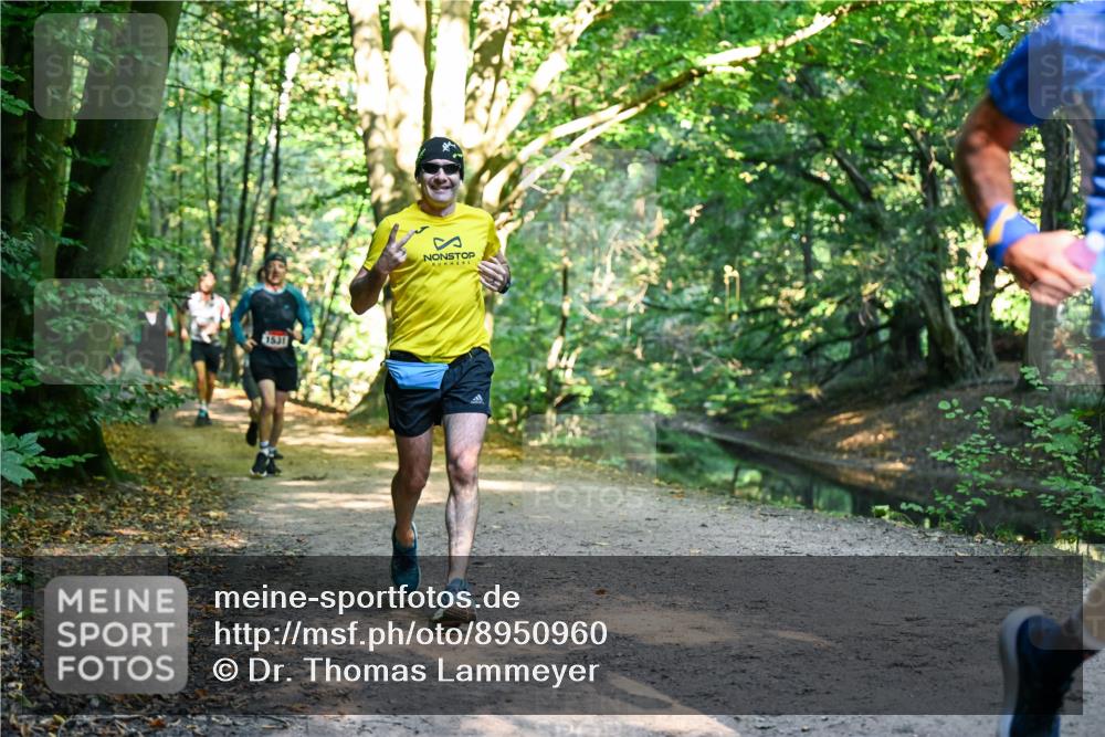 28.09.2025 - 33. Volkslauf durch das schöne Alstertal Dr. Thomas Lammeyer http://msf.ph/oto/8950960 28.09.2025 10:15:52 Laufen 1531 meine-sportfotos.de