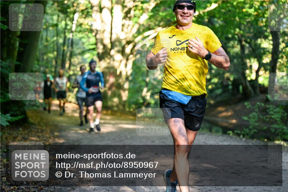 28.09.2025 - 33. Volkslauf durch das schöne Alstertal Dr. Thomas Lammeyer http://msf.ph/oto/8950967 28.09.2025 10:15:53 Laufen  meine-sportfotos.de