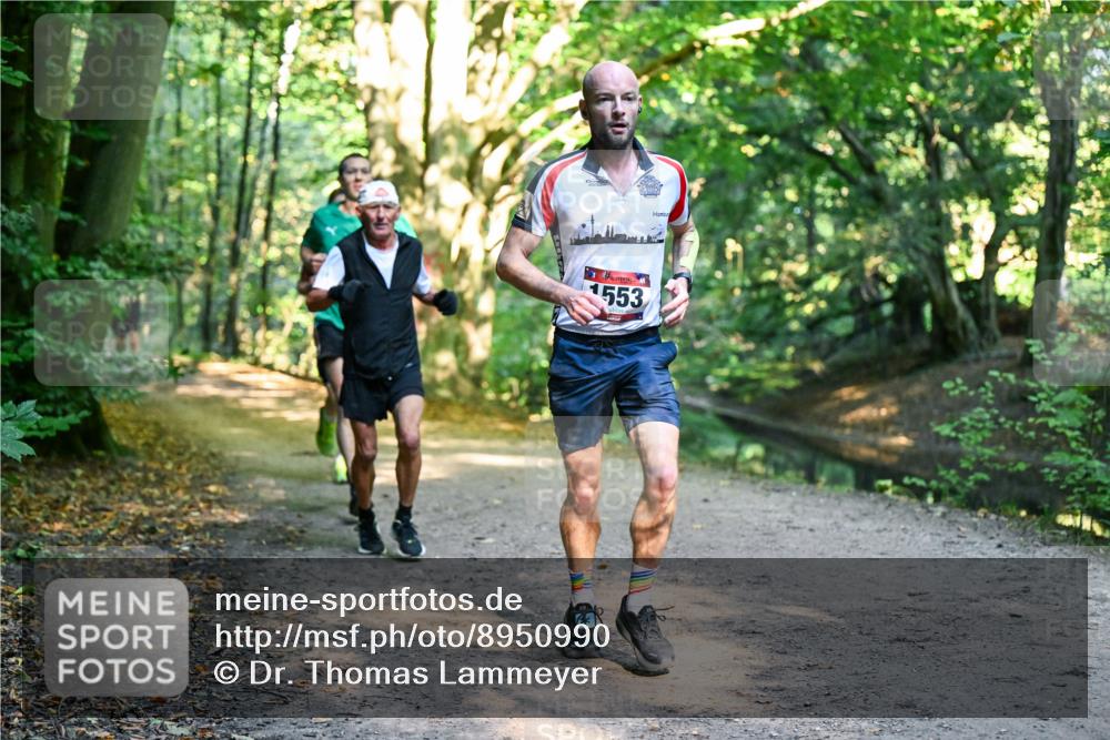28.09.2025 - 33. Volkslauf durch das schöne Alstertal Dr. Thomas Lammeyer http://msf.ph/oto/8950990 28.09.2025 10:15:57 Laufen 1553 meine-sportfotos.de