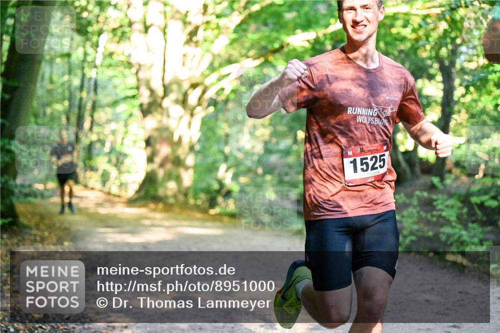 28.09.2025 - 33. Volkslauf durch das schöne Alstertal Dr. Thomas Lammeyer http://msf.ph/oto/8951000 28.09.2025 10:16:00 Laufen 1525 meine-sportfotos.de