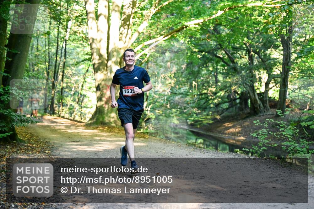 28.09.2025 - 33. Volkslauf durch das schöne Alstertal Dr. Thomas Lammeyer http://msf.ph/oto/8951005 28.09.2025 10:16:03 Laufen 1539 meine-sportfotos.de