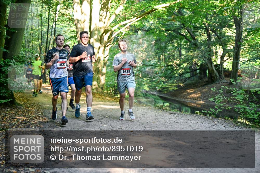 28.09.2025 - 33. Volkslauf durch das schöne Alstertal Dr. Thomas Lammeyer http://msf.ph/oto/8951019 28.09.2025 10:16:10 Laufen 43, 1627, 1628 meine-sportfotos.de