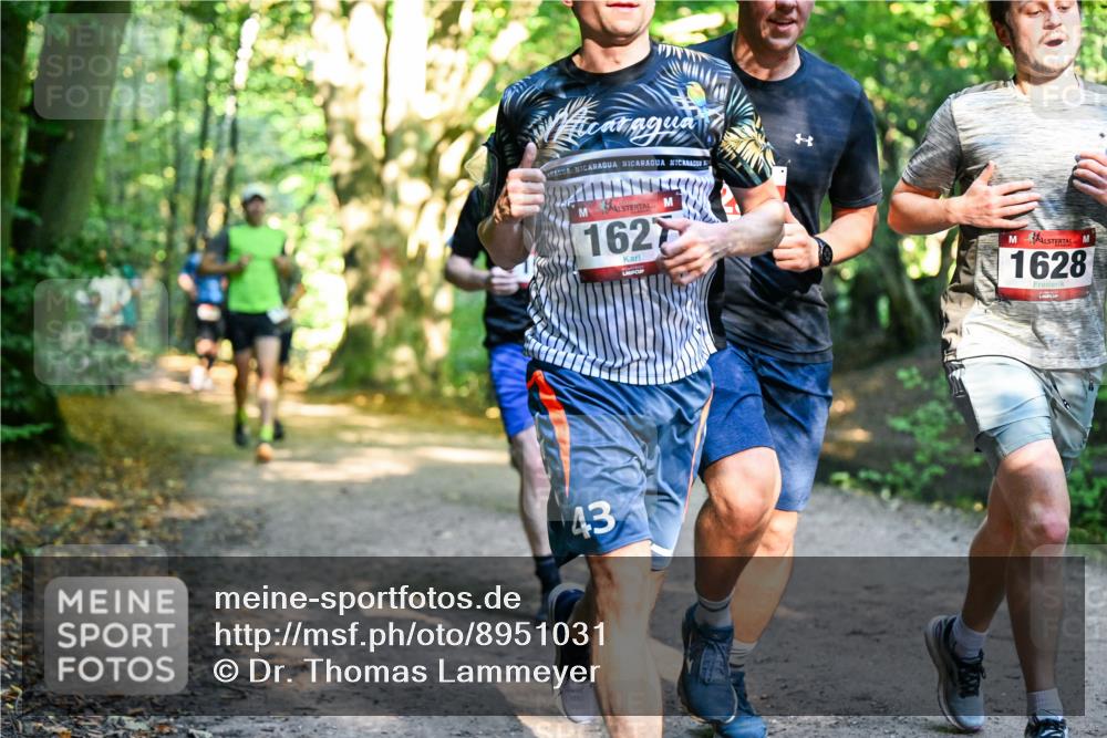 28.09.2025 - 33. Volkslauf durch das schöne Alstertal Dr. Thomas Lammeyer http://msf.ph/oto/8951031 28.09.2025 10:16:12 Laufen 1627, 43, 1628 meine-sportfotos.de