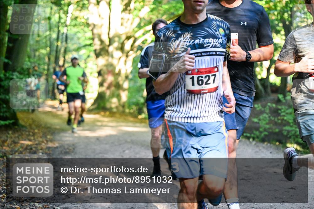28.09.2025 - 33. Volkslauf durch das schöne Alstertal Dr. Thomas Lammeyer http://msf.ph/oto/8951032 28.09.2025 10:16:12 Laufen 3, 1627 meine-sportfotos.de