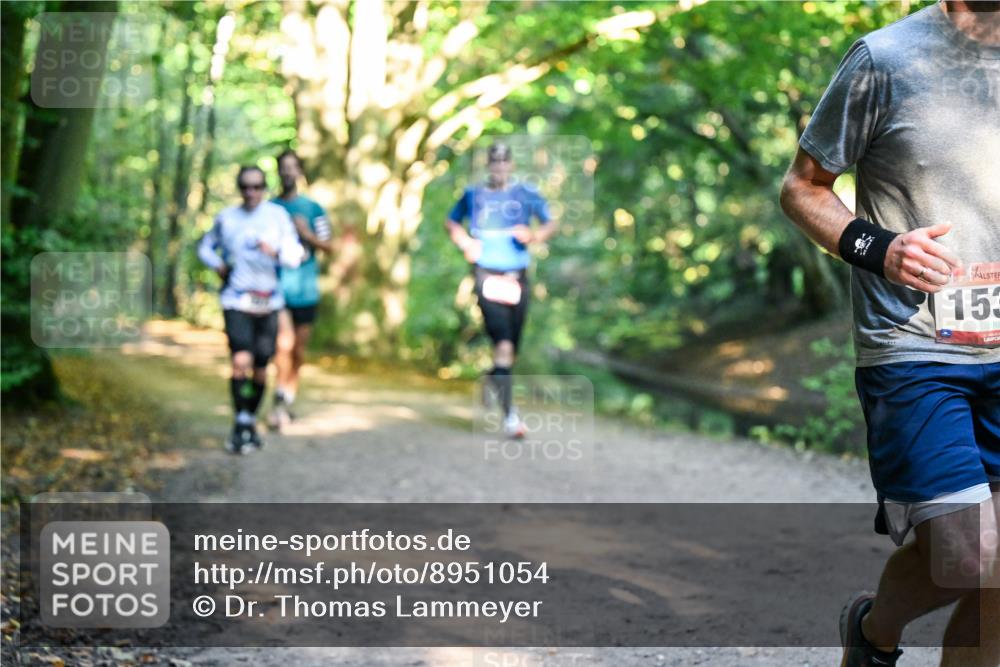 28.09.2025 - 33. Volkslauf durch das schöne Alstertal Dr. Thomas Lammeyer http://msf.ph/oto/8951054 28.09.2025 10:16:16 Laufen 153 meine-sportfotos.de