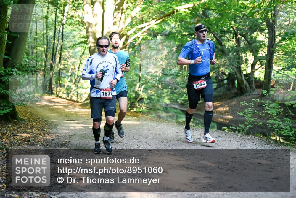 28.09.2025 - 33. Volkslauf durch das schöne Alstertal Dr. Thomas Lammeyer http://msf.ph/oto/8951060 28.09.2025 10:16:17 Laufen 1572, 1584 meine-sportfotos.de
