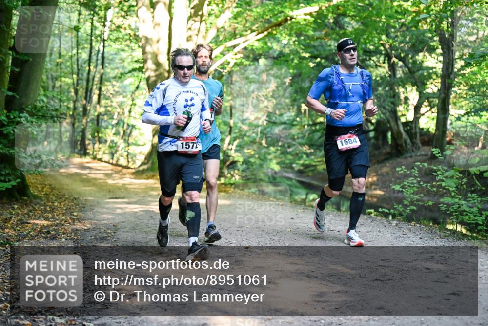 28.09.2025 - 33. Volkslauf durch das schöne Alstertal Dr. Thomas Lammeyer http://msf.ph/oto/8951061 28.09.2025 10:16:17 Laufen 1572, 1584 meine-sportfotos.de