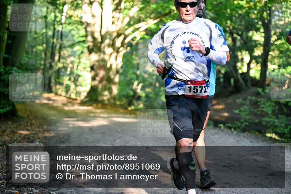 28.09.2025 - 33. Volkslauf durch das schöne Alstertal Dr. Thomas Lammeyer http://msf.ph/oto/8951069 28.09.2025 10:16:18 Laufen 1572 meine-sportfotos.de