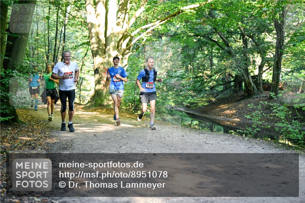 28.09.2025 - 33. Volkslauf durch das schöne Alstertal Dr. Thomas Lammeyer http://msf.ph/oto/8951078 28.09.2025 10:16:27 Laufen 89, 1552 meine-sportfotos.de