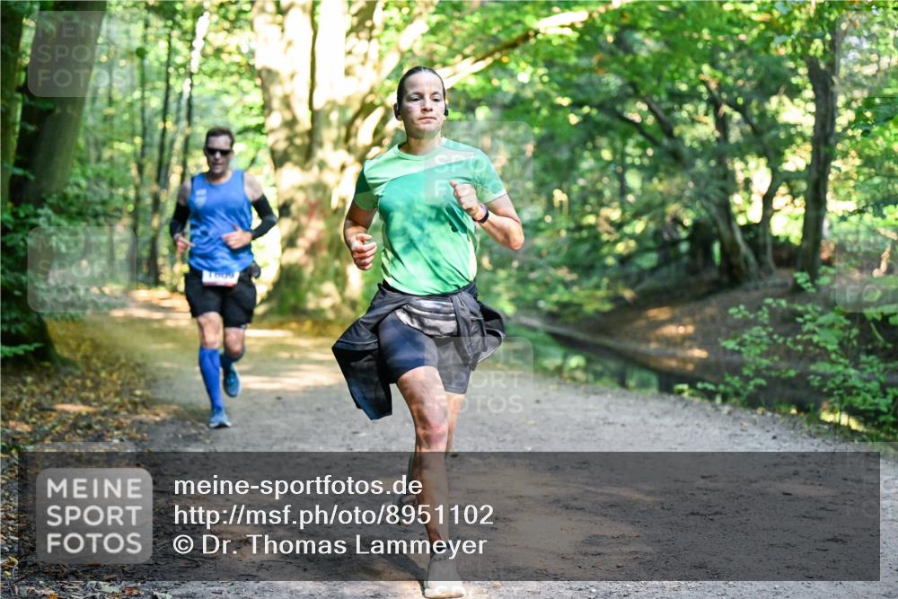 28.09.2025 - 33. Volkslauf durch das schöne Alstertal Dr. Thomas Lammeyer http://msf.ph/oto/8951102 28.09.2025 10:16:31 Laufen  meine-sportfotos.de