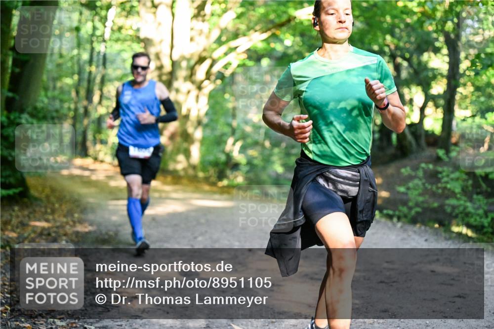 28.09.2025 - 33. Volkslauf durch das schöne Alstertal Dr. Thomas Lammeyer http://msf.ph/oto/8951105 28.09.2025 10:16:32 Laufen  meine-sportfotos.de