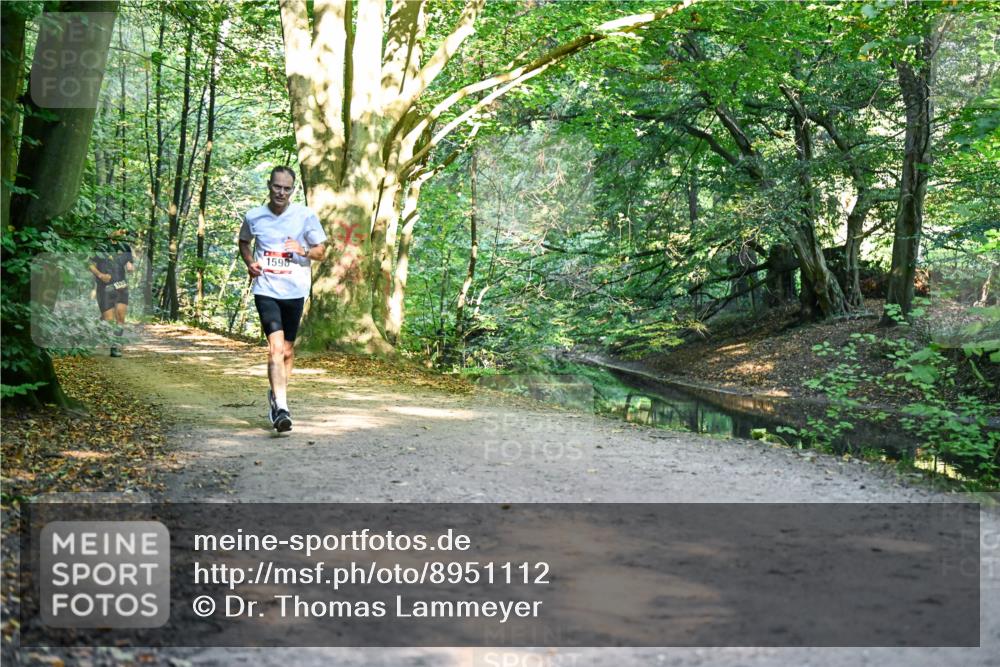 28.09.2025 - 33. Volkslauf durch das schöne Alstertal Dr. Thomas Lammeyer http://msf.ph/oto/8951112 28.09.2025 10:16:39 Laufen 1590 meine-sportfotos.de
