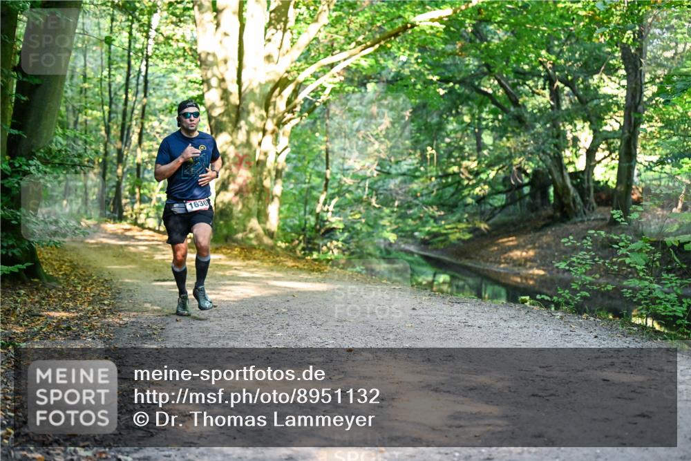28.09.2025 - 33. Volkslauf durch das schöne Alstertal Dr. Thomas Lammeyer http://msf.ph/oto/8951132 28.09.2025 10:16:43 Laufen 1630 meine-sportfotos.de