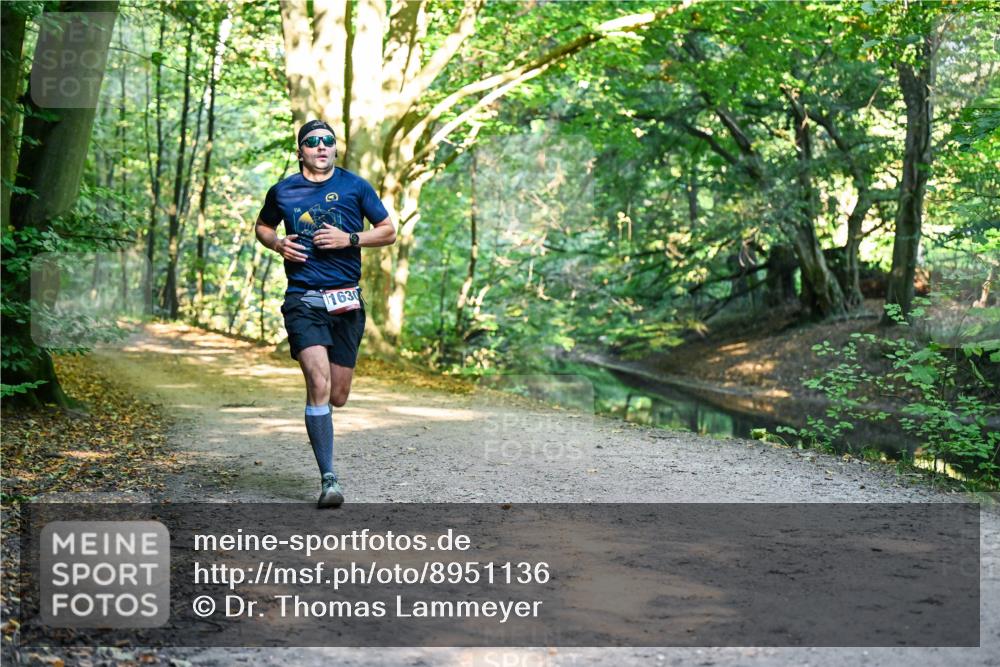 28.09.2025 - 33. Volkslauf durch das schöne Alstertal Dr. Thomas Lammeyer http://msf.ph/oto/8951136 28.09.2025 10:16:43 Laufen 1630 meine-sportfotos.de