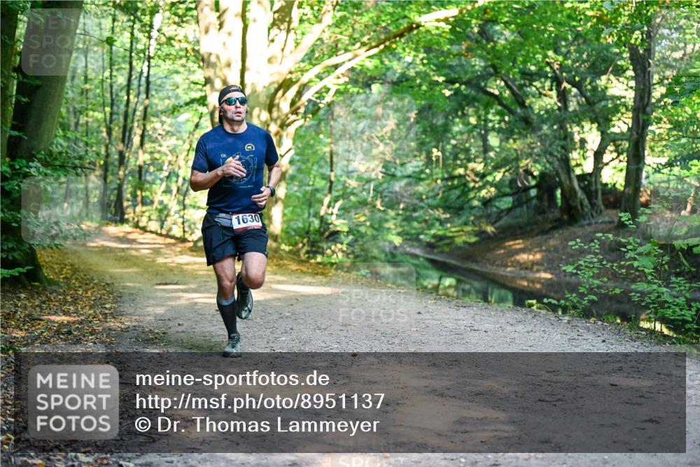 28.09.2025 - 33. Volkslauf durch das schöne Alstertal Dr. Thomas Lammeyer http://msf.ph/oto/8951137 28.09.2025 10:16:44 Laufen 1630 meine-sportfotos.de