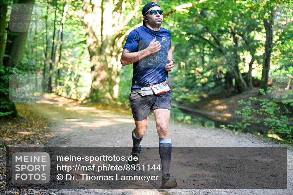 28.09.2025 - 33. Volkslauf durch das schöne Alstertal Dr. Thomas Lammeyer http://msf.ph/oto/8951144 28.09.2025 10:16:45 Laufen 630 meine-sportfotos.de