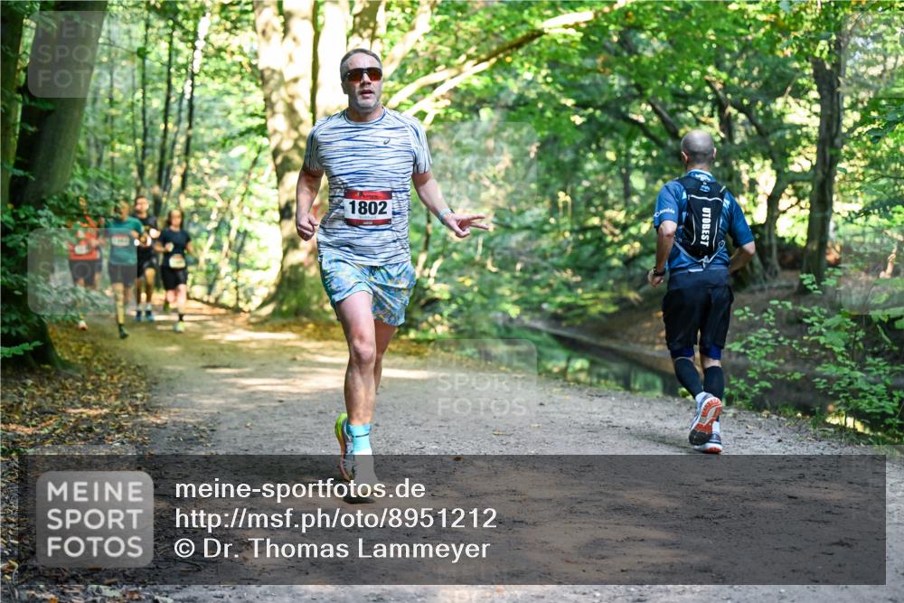 28.09.2025 - 33. Volkslauf durch das schöne Alstertal Dr. Thomas Lammeyer http://msf.ph/oto/8951212 28.09.2025 10:17:05 Laufen 1802 meine-sportfotos.de