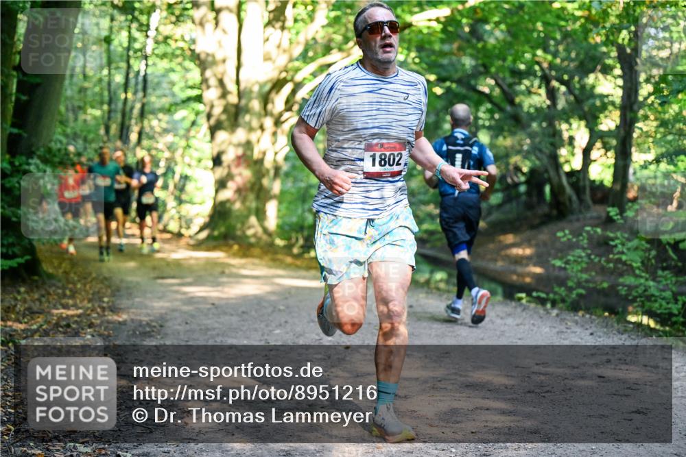 28.09.2025 - 33. Volkslauf durch das schöne Alstertal Dr. Thomas Lammeyer http://msf.ph/oto/8951216 28.09.2025 10:17:06 Laufen 1802 meine-sportfotos.de
