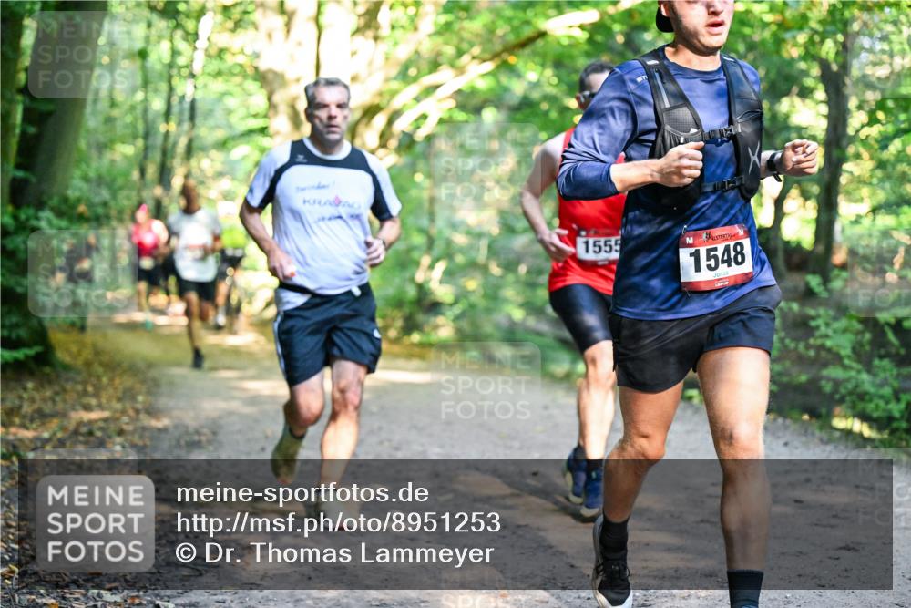 28.09.2025 - 33. Volkslauf durch das schöne Alstertal Dr. Thomas Lammeyer http://msf.ph/oto/8951253 28.09.2025 10:17:13 Laufen 1555, 1548 meine-sportfotos.de