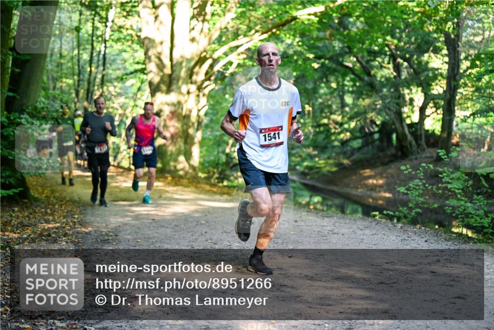 28.09.2025 - 33. Volkslauf durch das schöne Alstertal Dr. Thomas Lammeyer http://msf.ph/oto/8951266 28.09.2025 10:17:16 Laufen 1541 meine-sportfotos.de