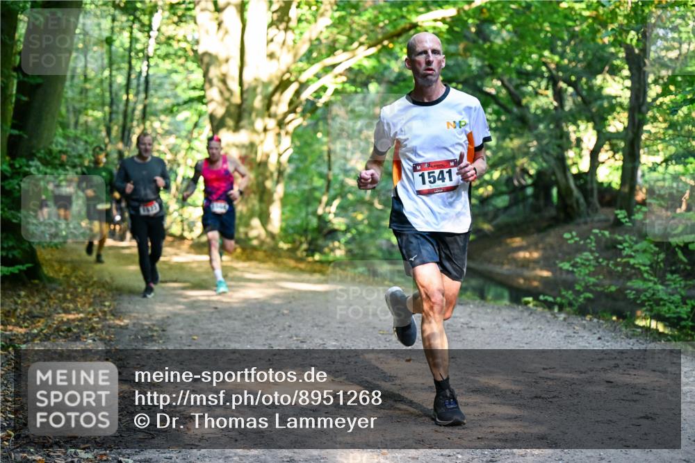 28.09.2025 - 33. Volkslauf durch das schöne Alstertal Dr. Thomas Lammeyer http://msf.ph/oto/8951268 28.09.2025 10:17:16 Laufen 1541 meine-sportfotos.de